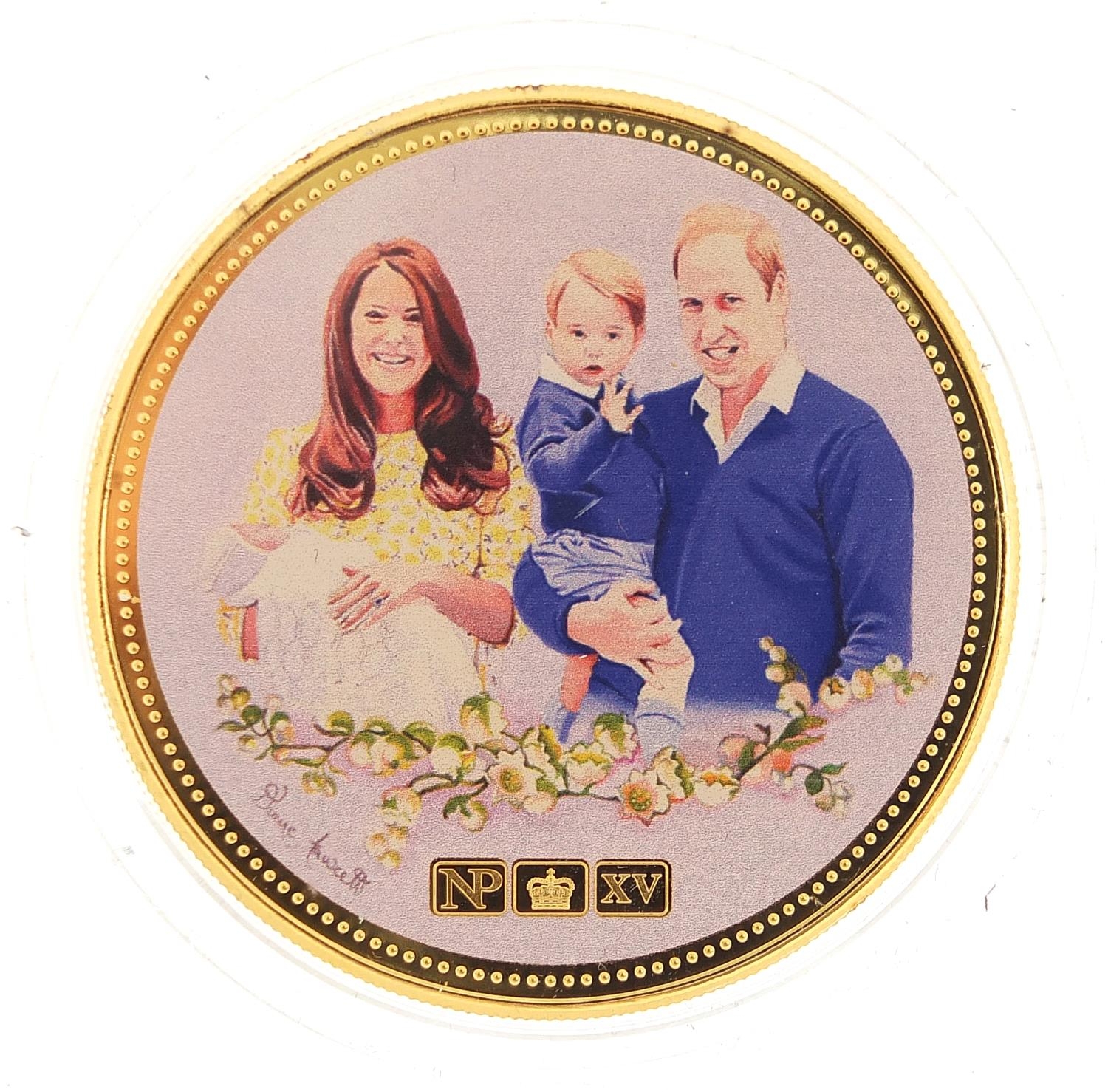 One ounce 9ct gold proof coin commemorating HRH Princess Charlotte with certificate and box, limited - Bild 2 aus 4