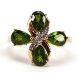 9ct gold green and clear stone ring, possibly peridot, size N, 2.7g