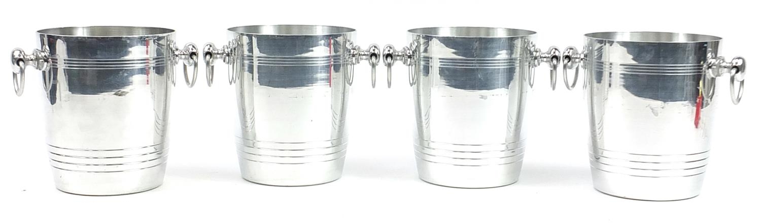 Set of four Moet style Champagne ice buckets with ring handles, 21.5cm high - Bild 2 aus 4