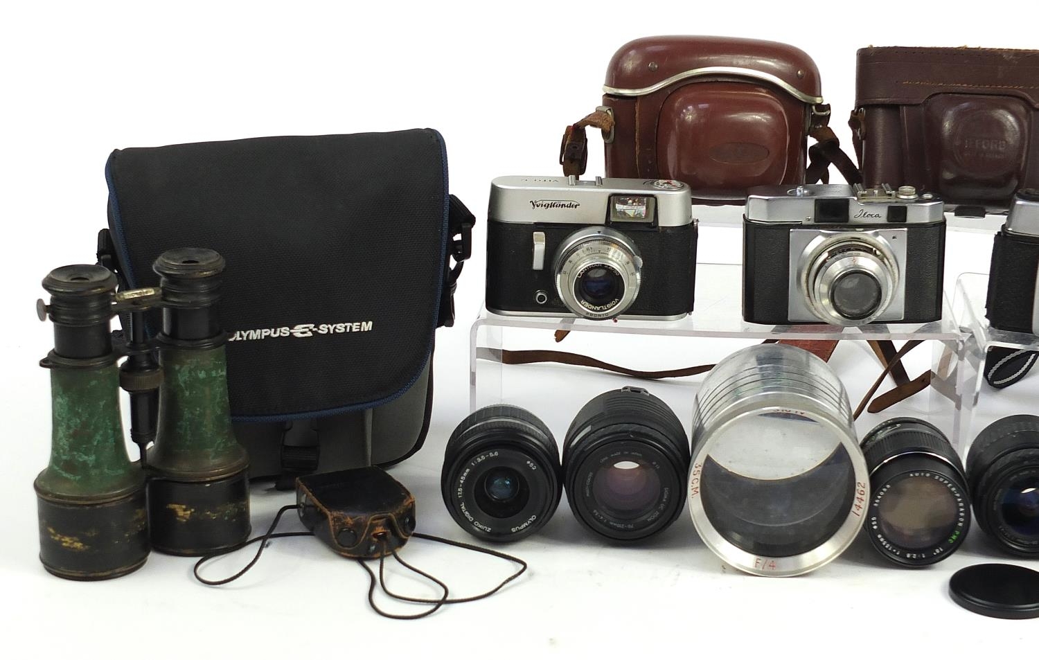 Vintage and later cameras, lenses and accessories including Voigtlander Vito C, Olympus E-420, - Bild 2 aus 4