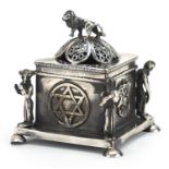Russian silver Jewish trinket with lion knop, 7.5cm high, 117.0g