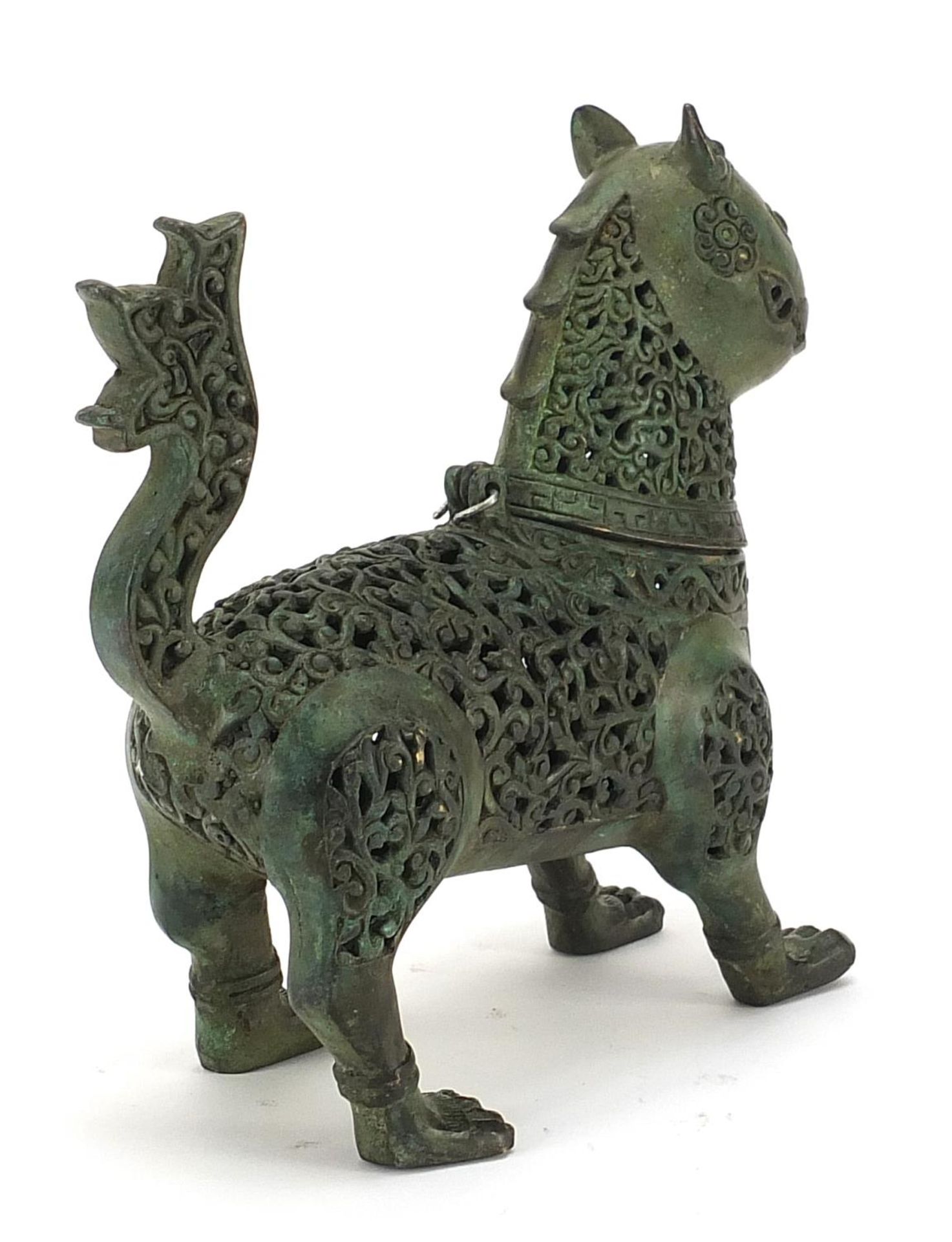 Islamic patinated bronze mythical animal incense burner with hinged head, 17.5cm in length - Image 2 of 3