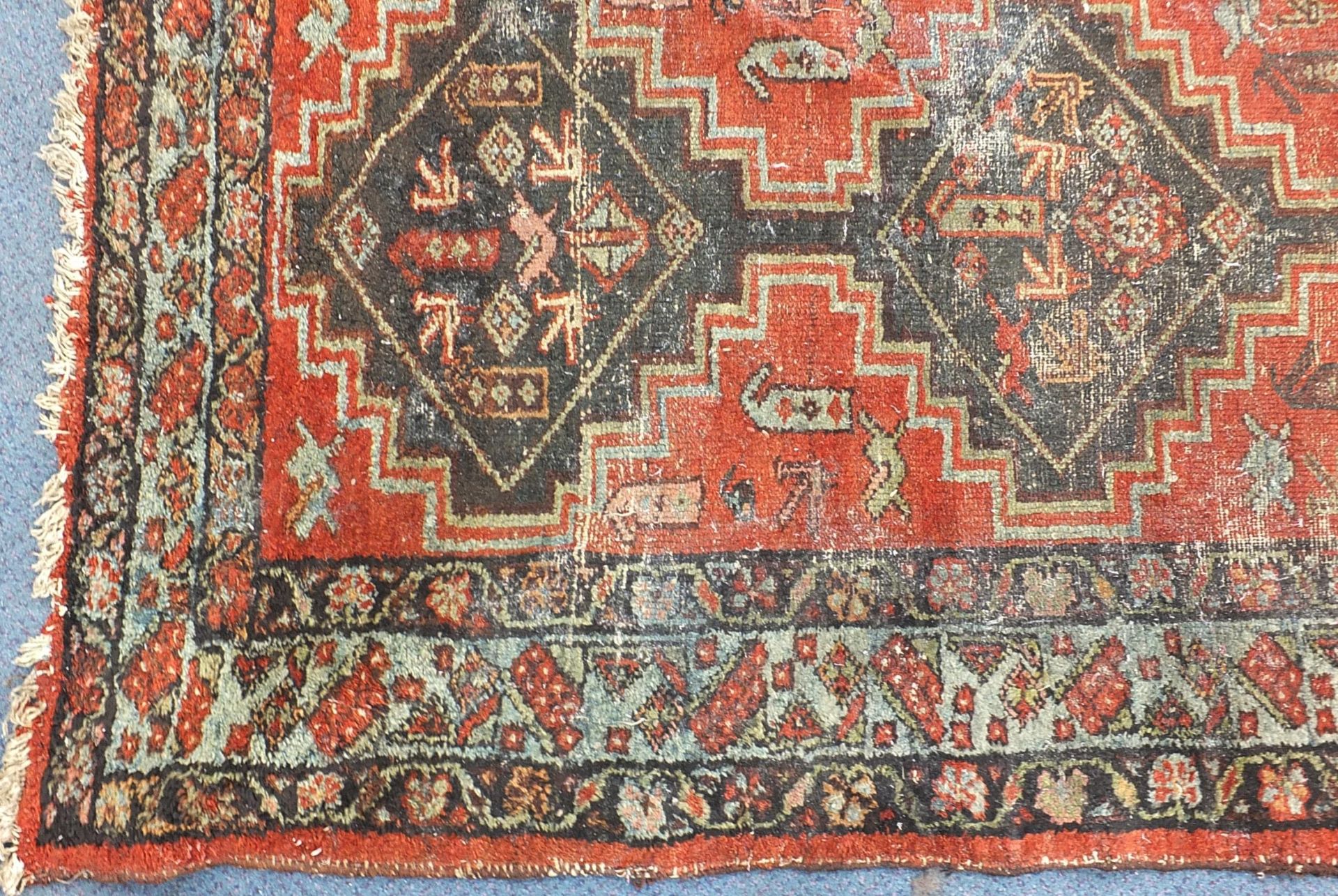 Rectangular red and blue ground rug having an all over geometric design, 190cm x 108cm - Image 4 of 6