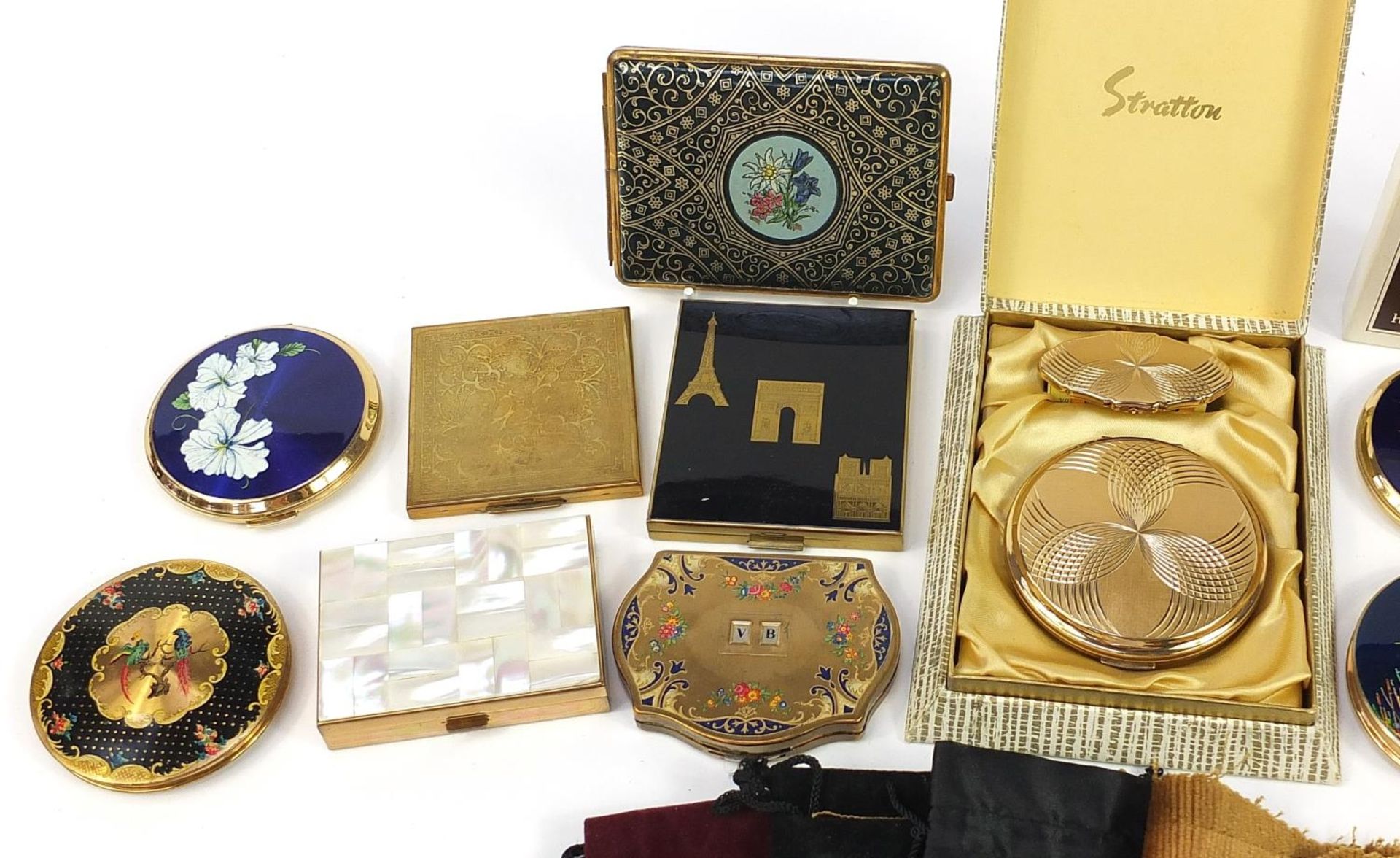 Twelve vintage ladies powder compacts and a tooled leather cigarette case, some enamelled - Image 2 of 4