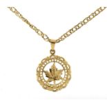 14ct gold maple leaf pendant on a 14ct gold necklace, 2.6cm high and 40cm in length, 6.0g