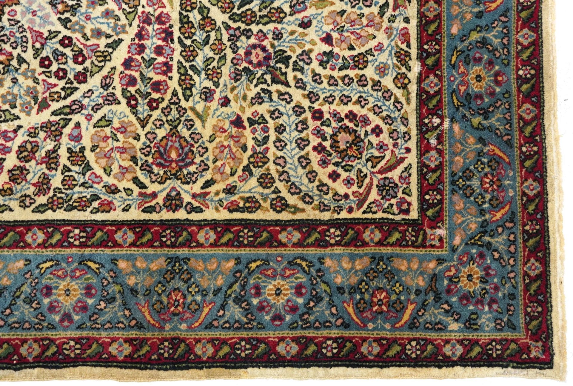 Rectangular Persian cream and blue ground rug having an all over floral design, 182cm x 125cm - Image 5 of 6