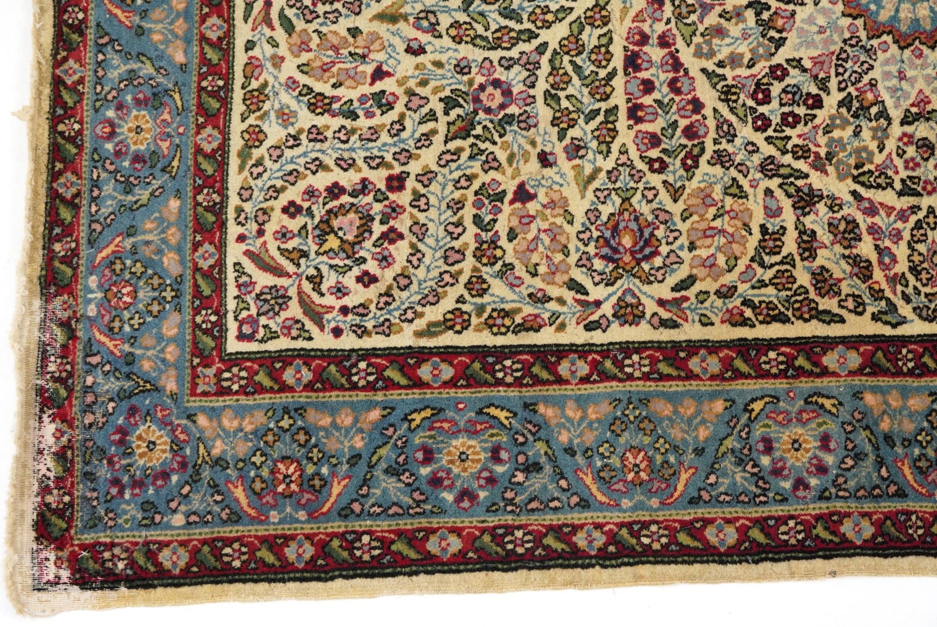 Rectangular Persian cream and blue ground rug having an all over floral design, 182cm x 125cm - Image 4 of 6