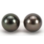 Pair of 14ct gold cultured pearl earrings, 9mm in diameter, 2.6g