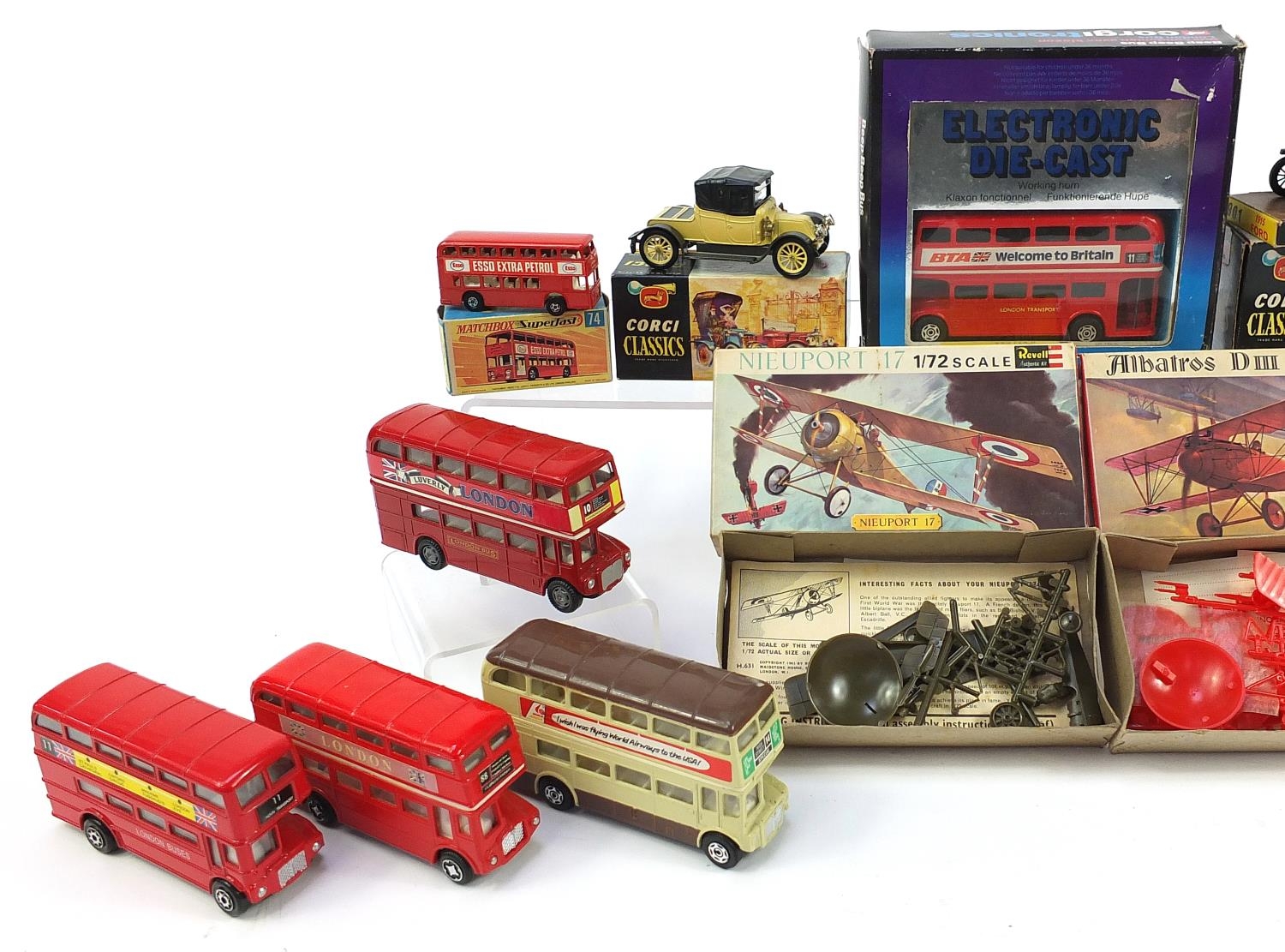 Collection of diecast vehicles, some with boxes, including Corgi, Revell and Matchbox - Image 2 of 3