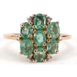 9ct gold diamond and emerald ring, size L, 2.0g