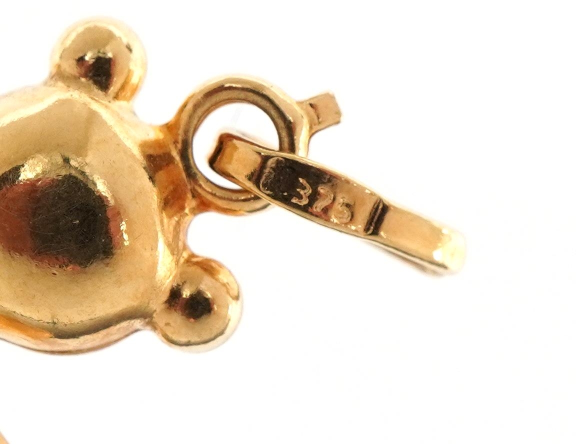 9ct gold teddy bear charm, 2.2cm high, 1.0g - Image 3 of 3