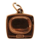 9ct gold retro TV charm, 1.3cm wide, 0.9g