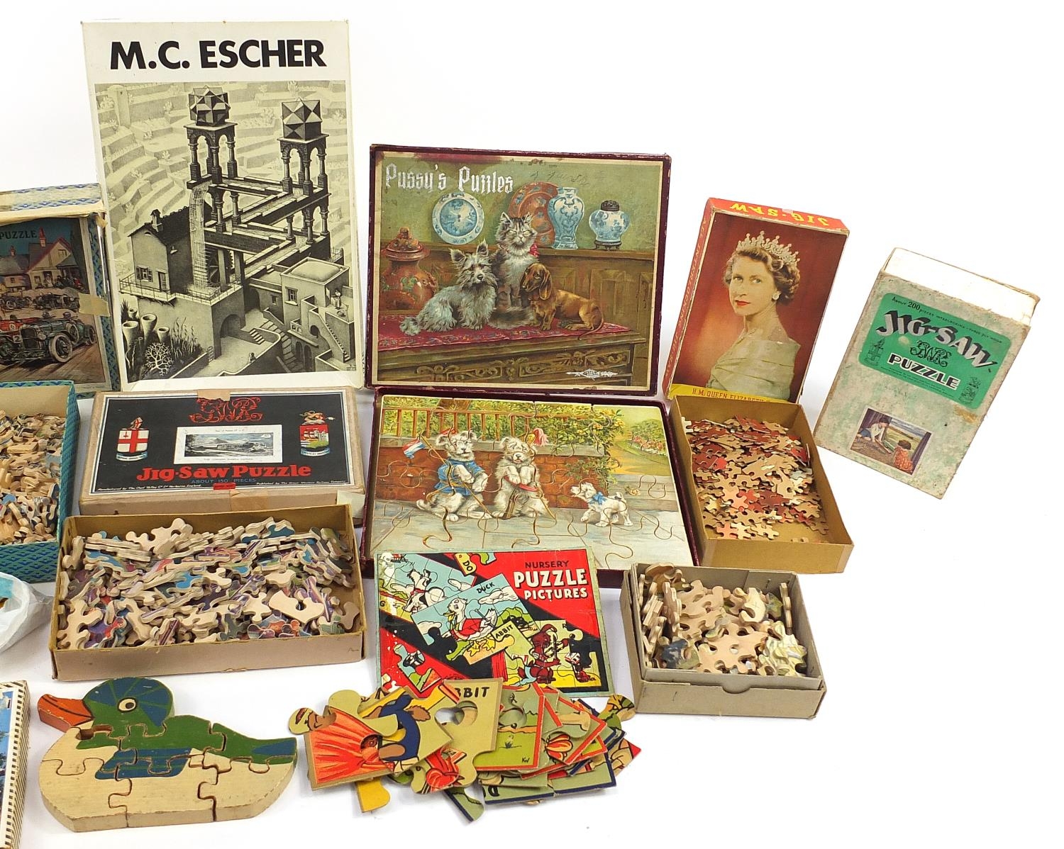 Collection of vintage and later wooden jigsaw puzzles, mostly with boxes - Image 3 of 3