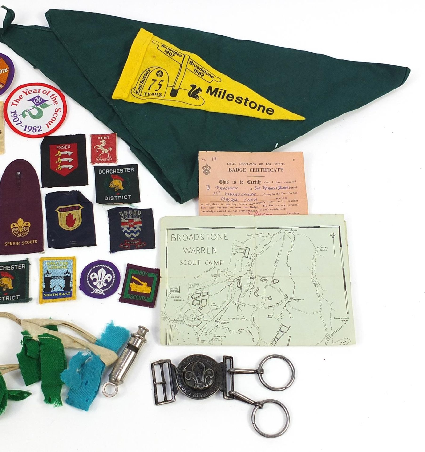 Boy Scouts collectables including badges, buckle and whistle - Image 4 of 5