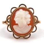 9ct gold cameo maiden head ring, size O, 2.6g