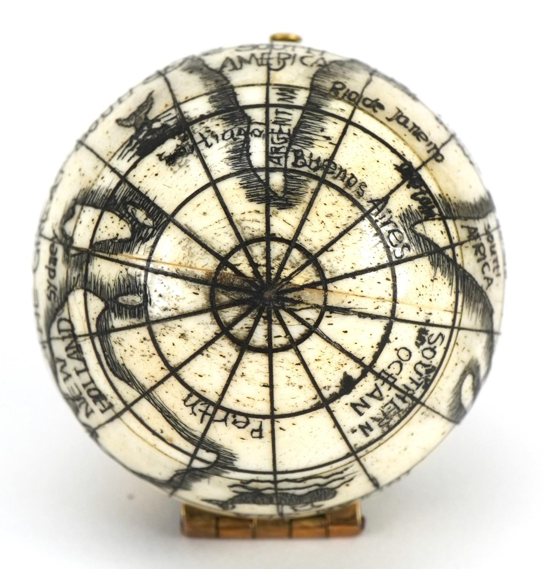 Sailor's style carved bone pocket globe compass, 4cm in diameter - Image 4 of 4