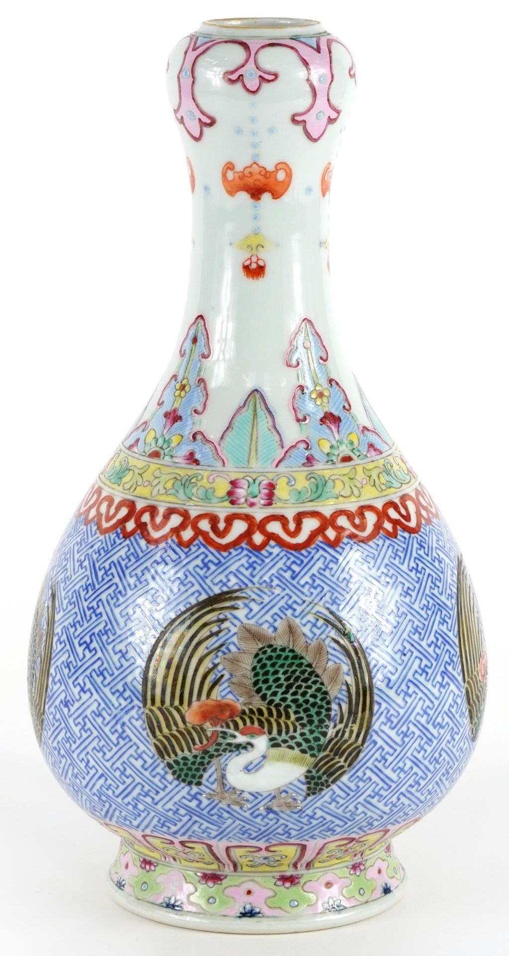 Chinese porcelain garlic head vase hand painted in the famille rose palette with roundels of - Bild 2 aus 3