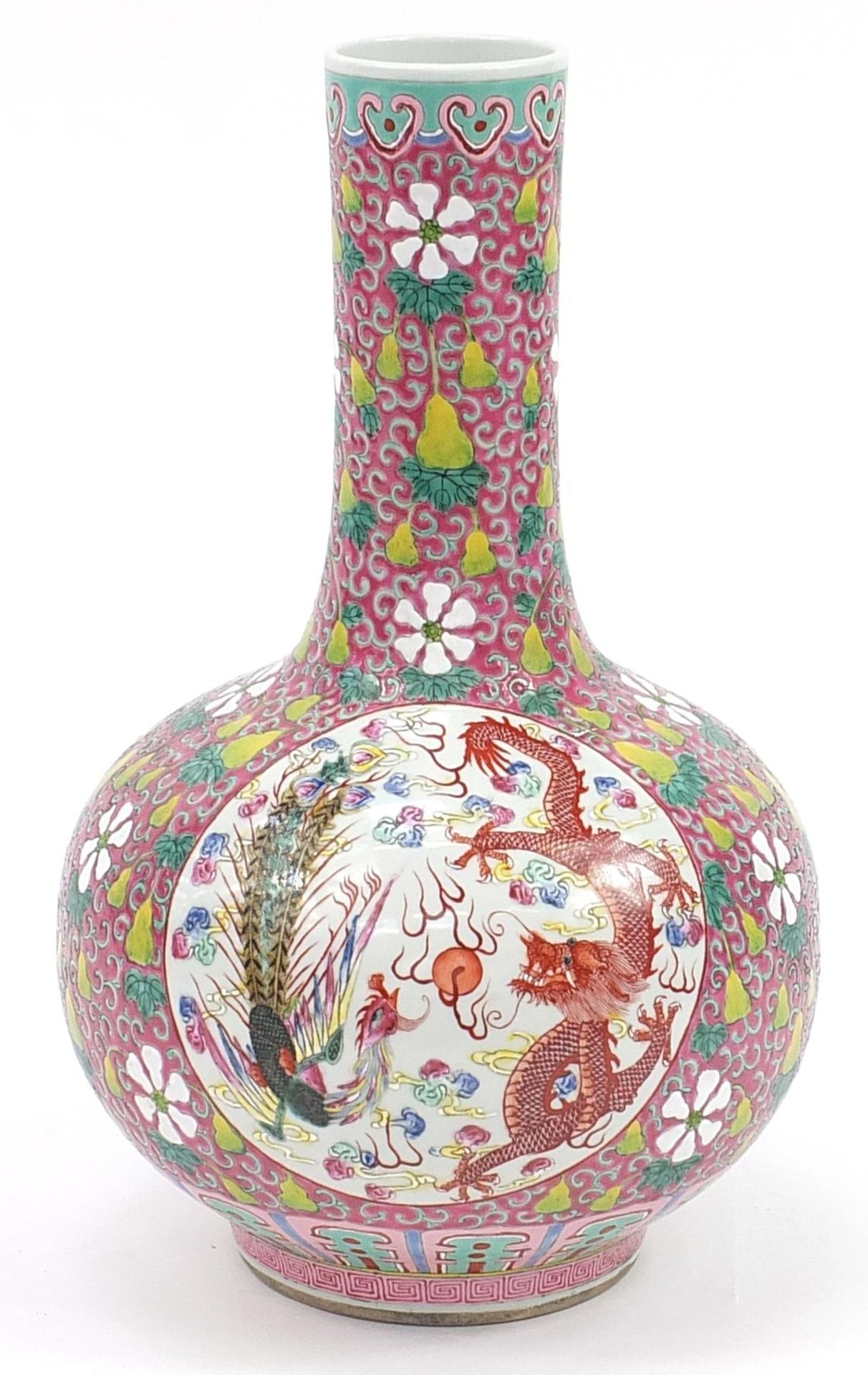 Large Chinese porcelain vase hand painted in the famille rose palette with dragons and phoenixes - Bild 2 aus 3