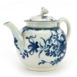 Worcester, 18th century Dr Wall period teapot with floral knop decorated in the Mansfield pattern,