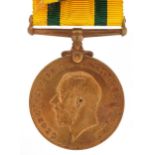 British military World War I Territorial War medal for Voluntary Service Overseas named CAPT.R.D.WA