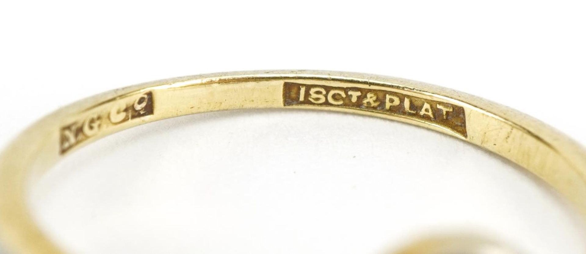 18ct gold platinum diamond crossover ring, size J/K, 2.3g - Image 3 of 3