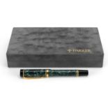 Parker Duofold green marbleised fountain pen with 18k gold nib and case
