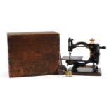 The Shakespear, Victorian The Shakespear cast iron hand operated sewing machine with gilt decoration
