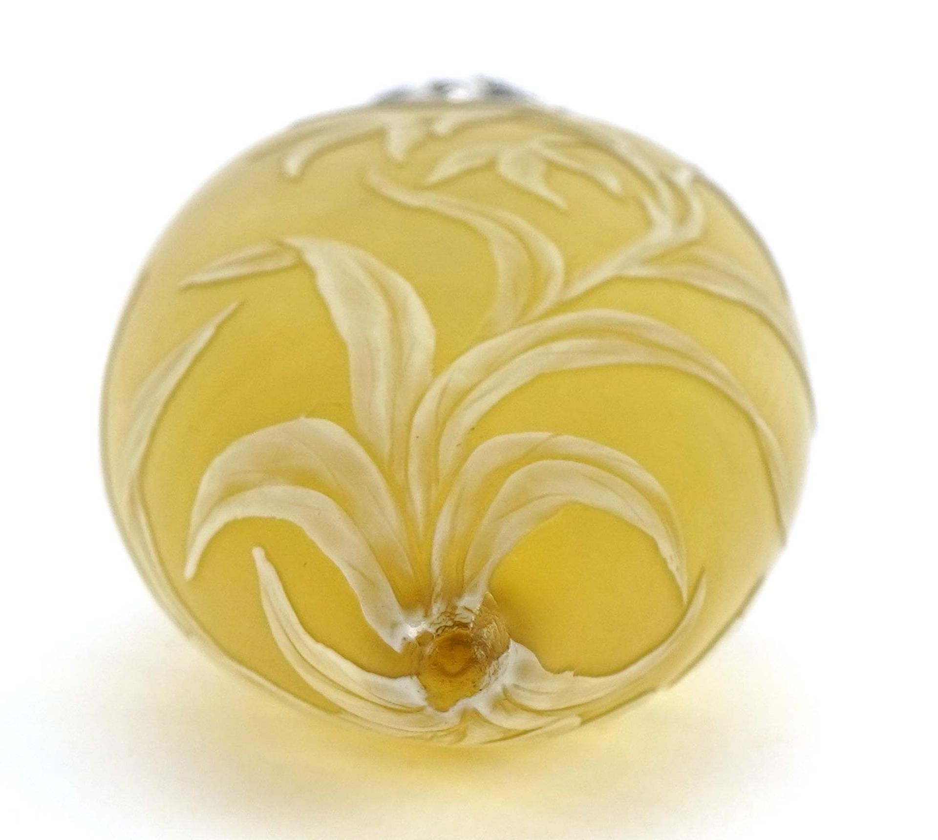 Attributed to Thomas Webb, Victorian silver mounted cameo glass tear drop scent bottle with - Image 4 of 4