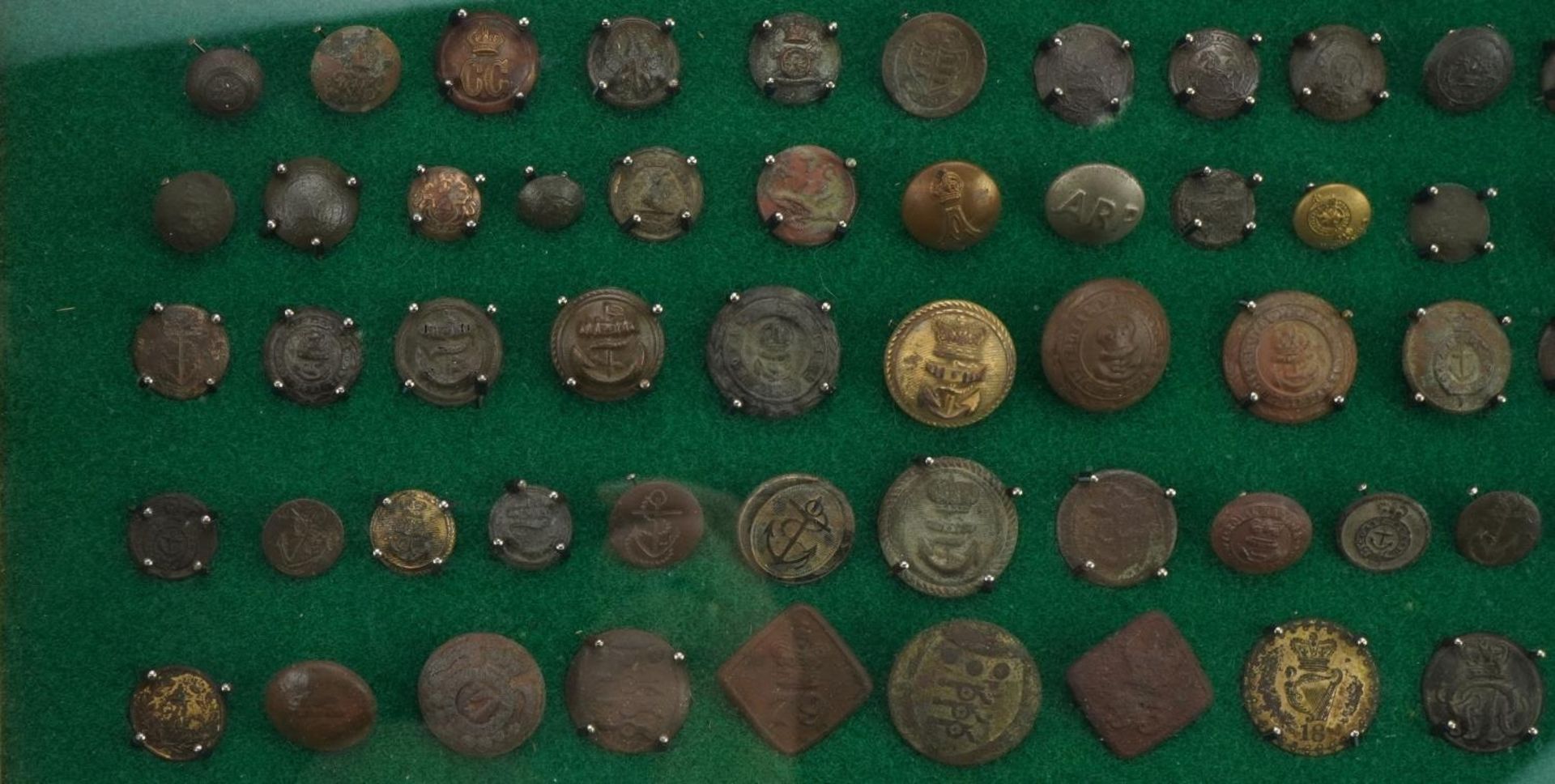 Good collection of antique naval buttons arranged in a glazed display case, the largest - Image 4 of 8