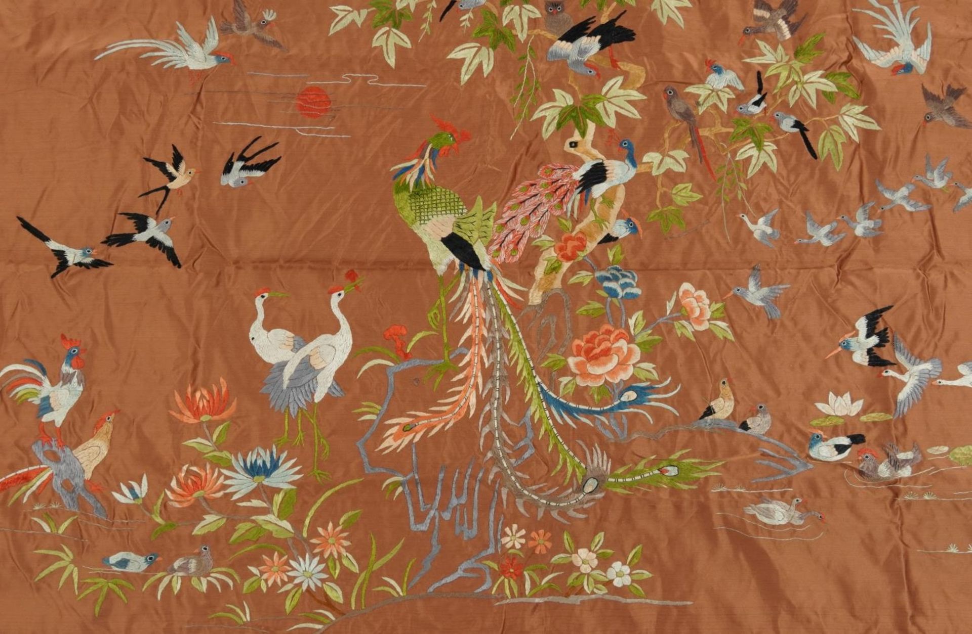 Large Chinese silk panel embroidered with birds of paradise amongst ducklings in water and - Bild 2 aus 4