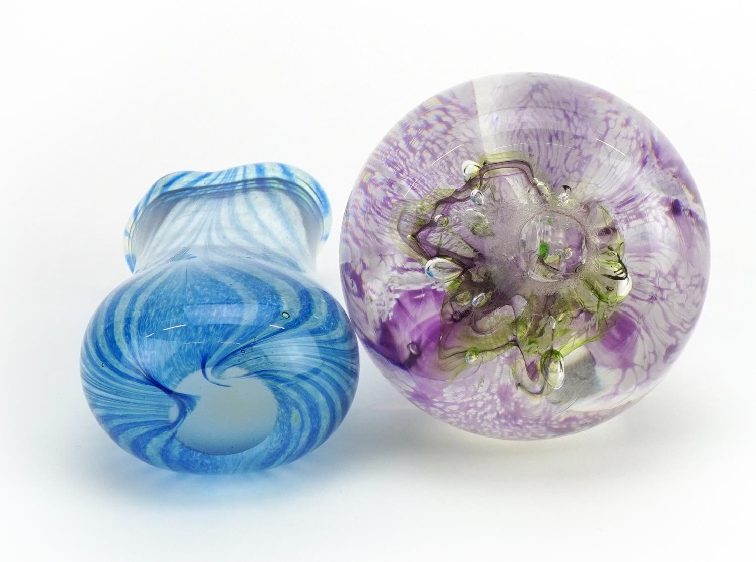 Siddy Langley, art glassware comprising a vase dated 2008 and paperweight dated 1996, the largest - Image 4 of 6