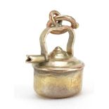 9ct gold kettle charm, 1.3cm high, 0.8g