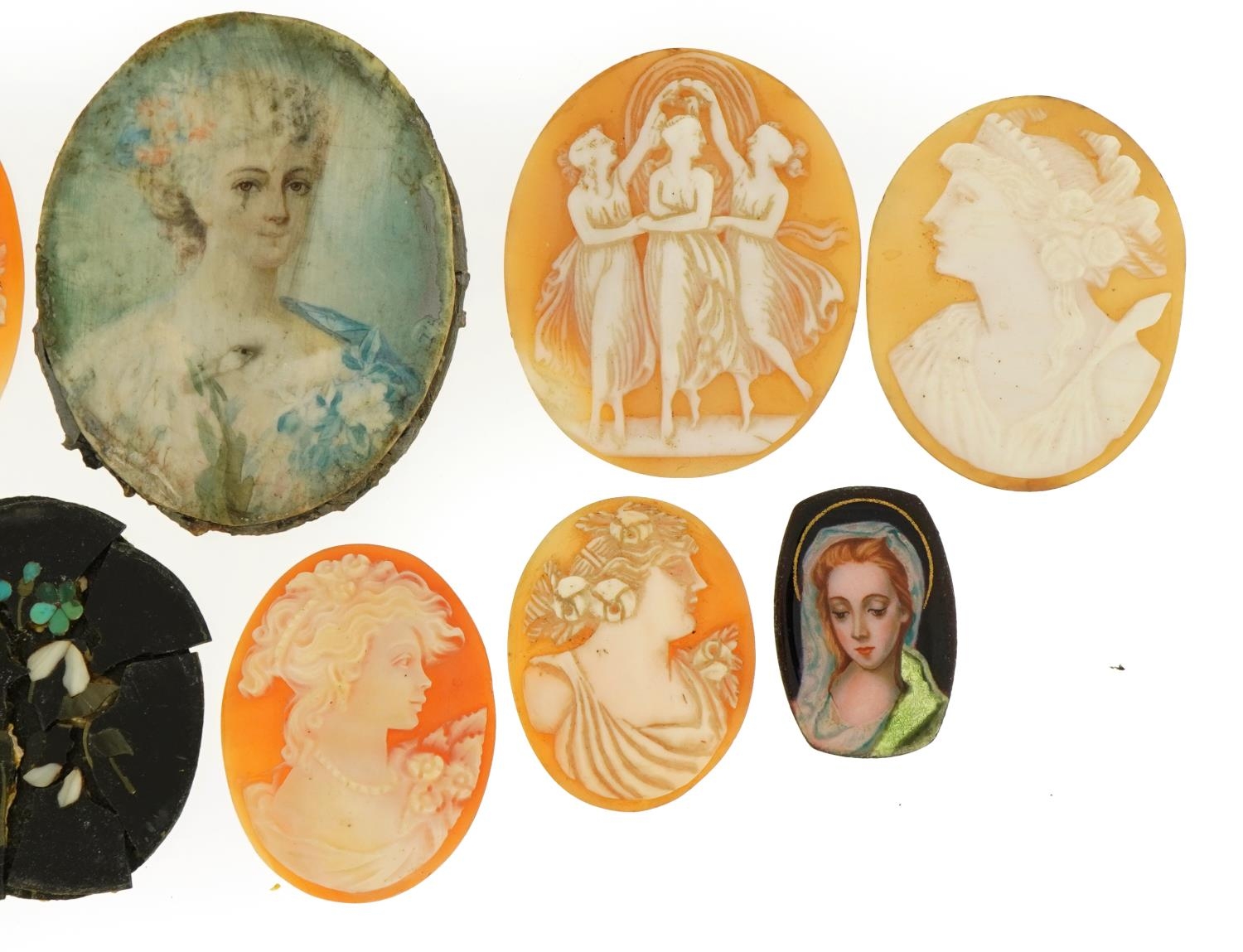 Collection of cameo panels carved with maiden heads, two hand painted examples and a pietra dura - Image 3 of 4