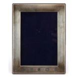 Elizabeth II rectangular silver photo frame, Sheffield 2014, 16cm x 12cm