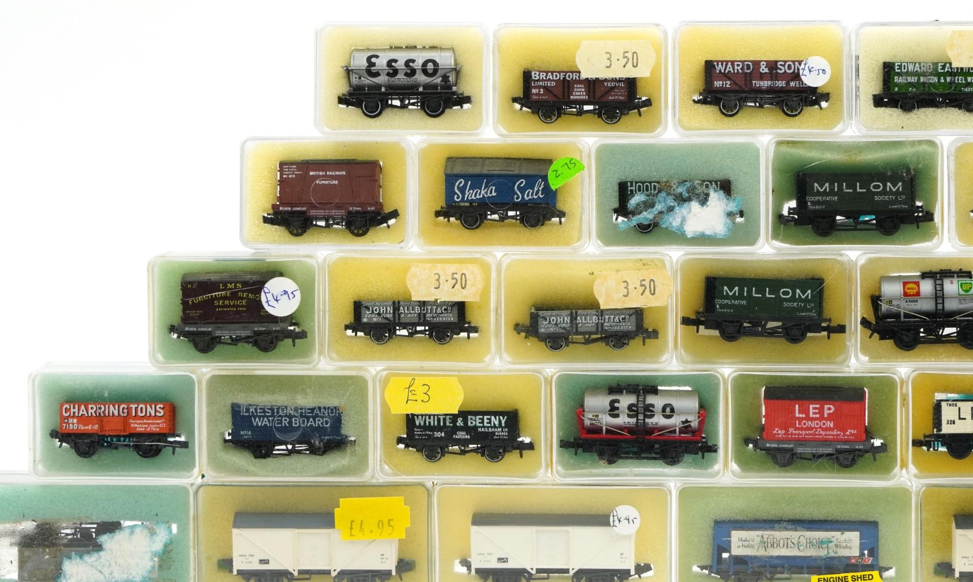 Thirty five Peco N gauge model railway wagons and tankers with cases - Image 2 of 5