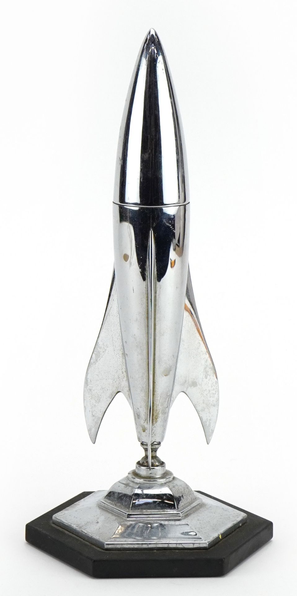 Mid century design chrome desk lighter in the form of a rocket by Planet, 28cm high - Image 2 of 4