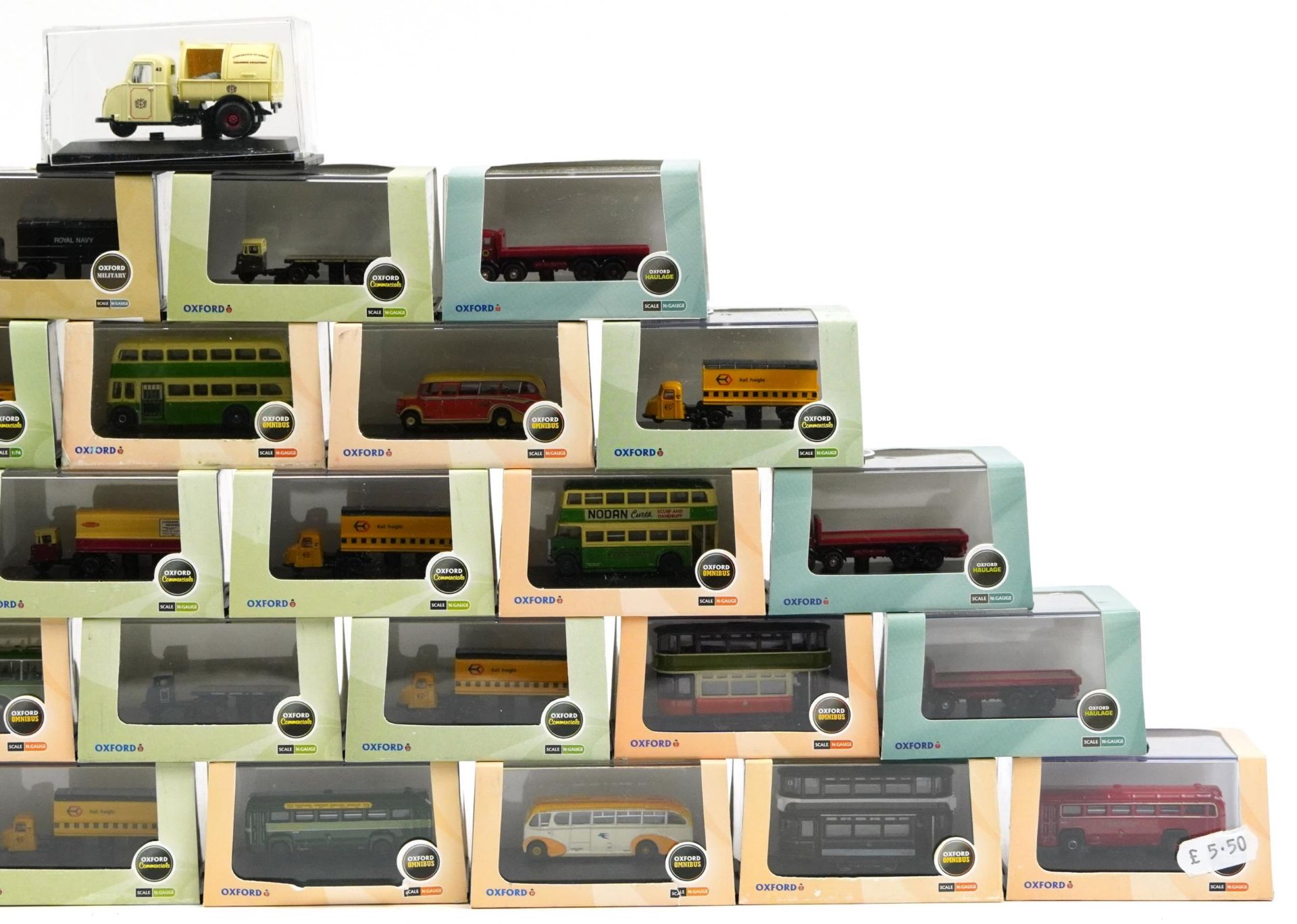 Thirty one Oxford diecast N gauge model vehicles with cases - Image 4 of 4