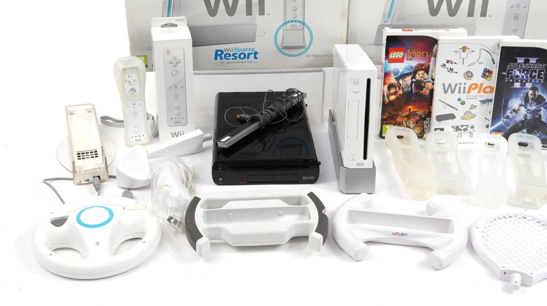 Two Nintendo Wii games consoles with controllers, accessories and games - Bild 2 aus 3