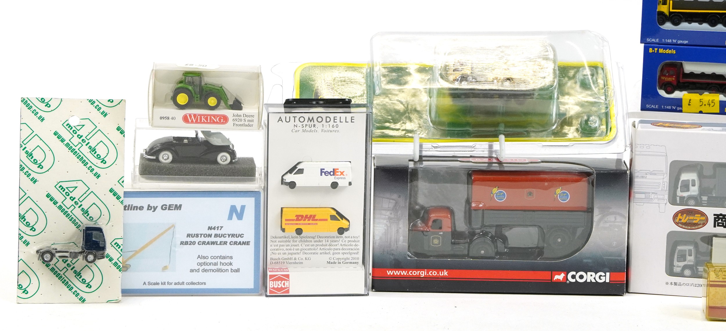 Collection of N gauge diecast model railway vehicles with boxes and cases including B-T Models, - Image 2 of 4