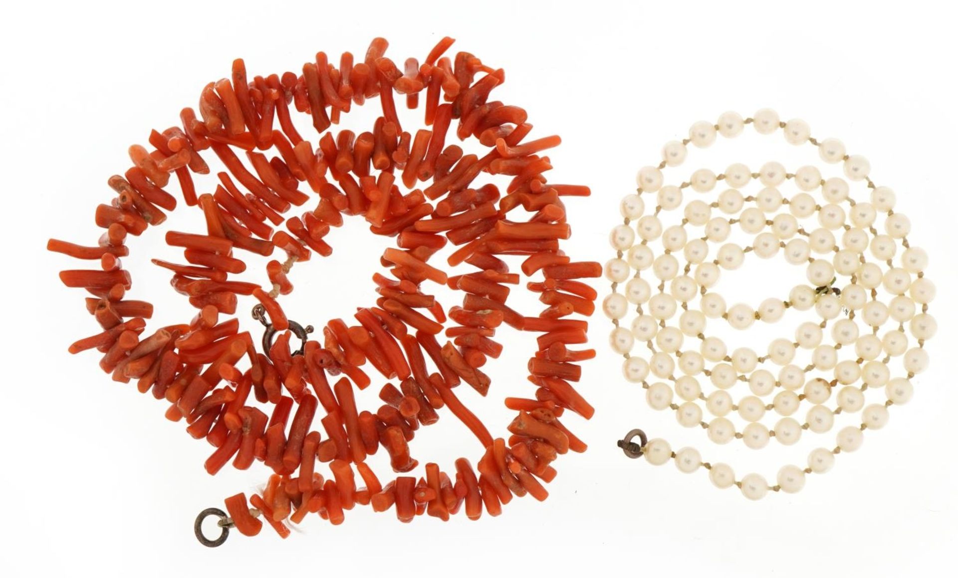 Natural coral necklace and a cultured pearl necklace - Image 2 of 2