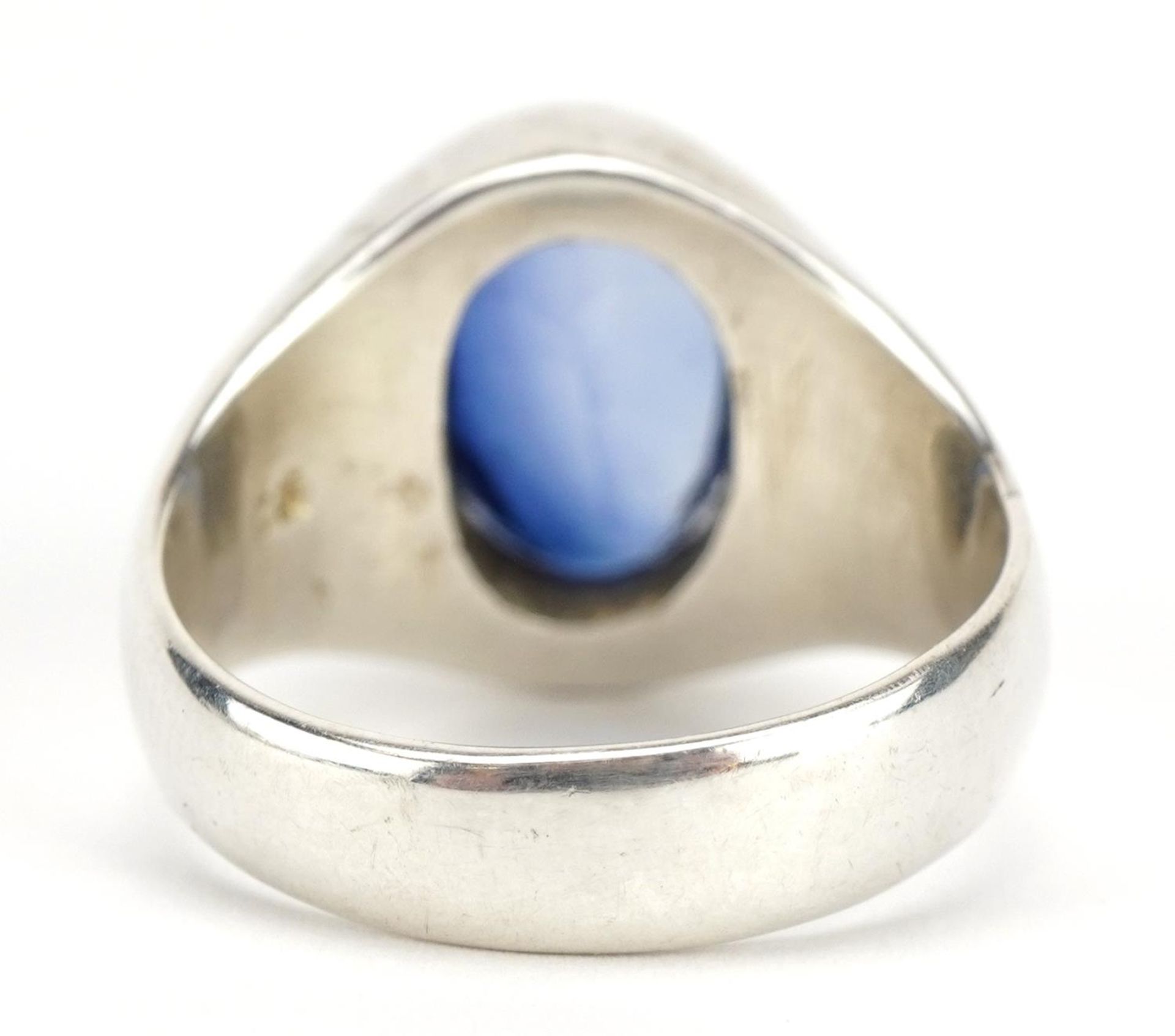 Silver sapphire signet ring, the sapphire approximately 12.7mm x 8.7mm, size T, 12.4g - Image 2 of 3