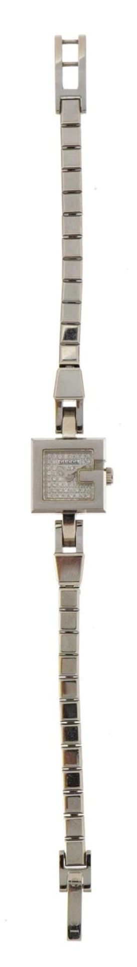 Gucci, ladies Gucci Mini G wristwatch with box, numbered 102, the case 14mm wide, 23.6g - Image 2 of 8