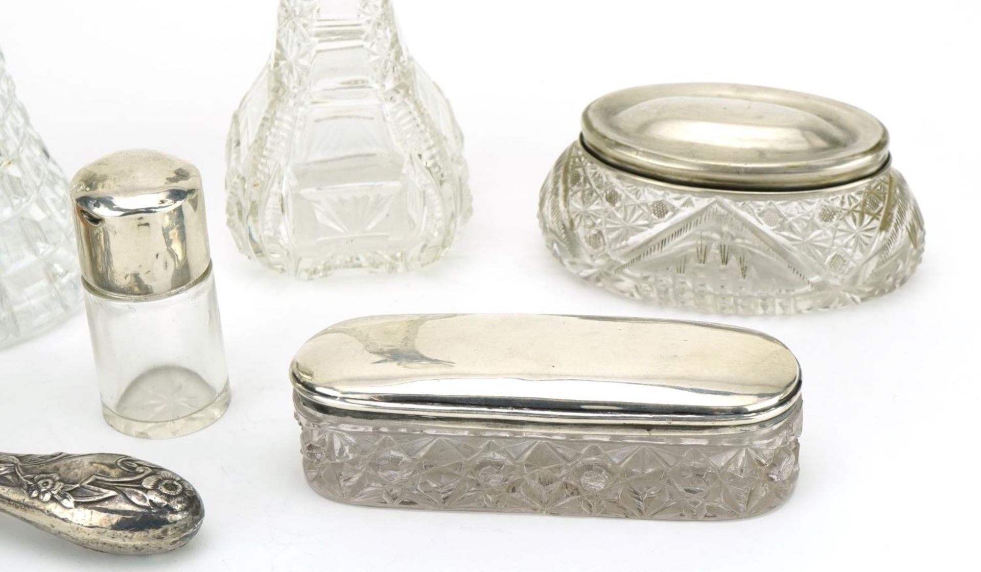 Silver mounted objects comprising two cut glass scent bottles, two cut glass jars, cut glass - Image 3 of 7