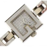 Gucci, ladies Gucci Mini G wristwatch with box, numbered 102, the case 14mm wide, 23.6g