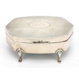 George V silver jewel box with hinged lid and engine turned decoration, Birmingham 1926, 4.5cm H x