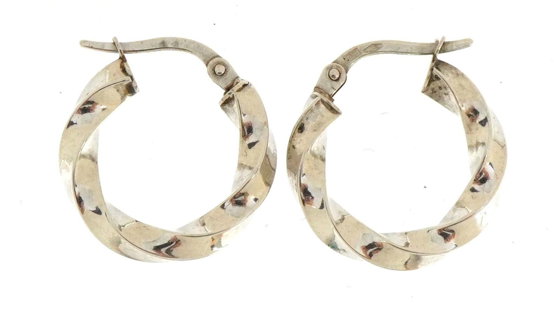 Pair of 9ct white gold hoop earrings, 1.7cm in diameter, 1.2g - Image 2 of 3