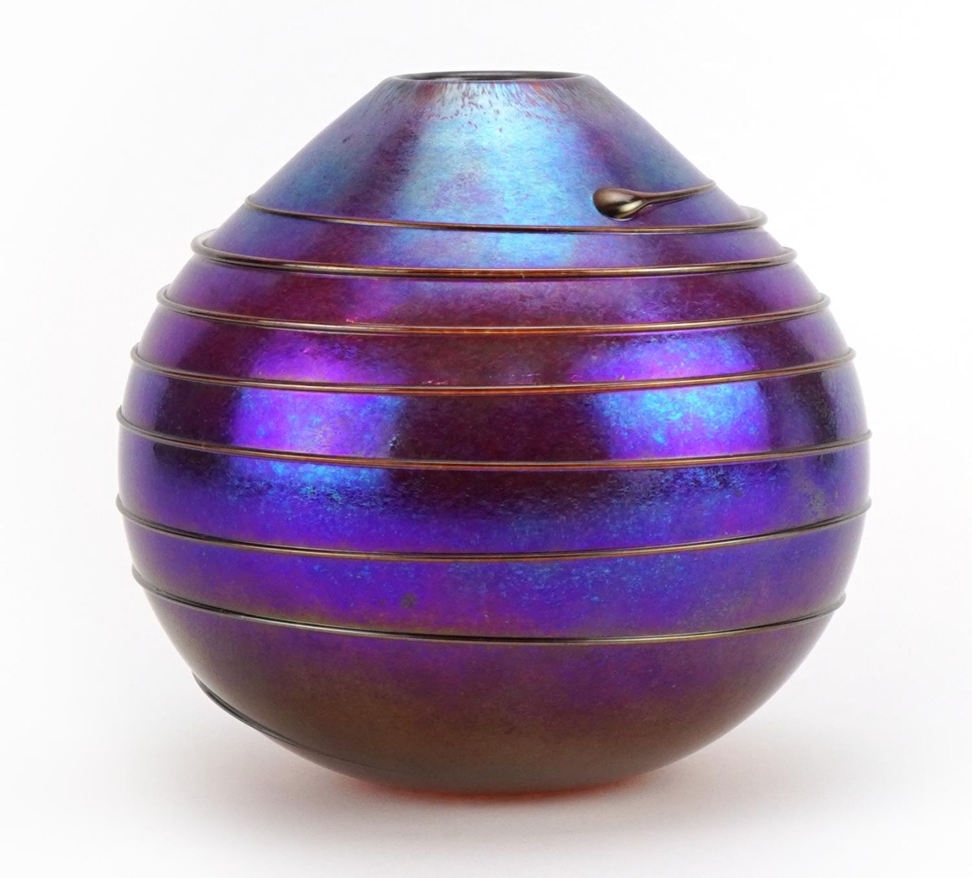 Siddy Langley, iridescent art glass vase with trailed decoration, etched Siddy Langley 2004 around