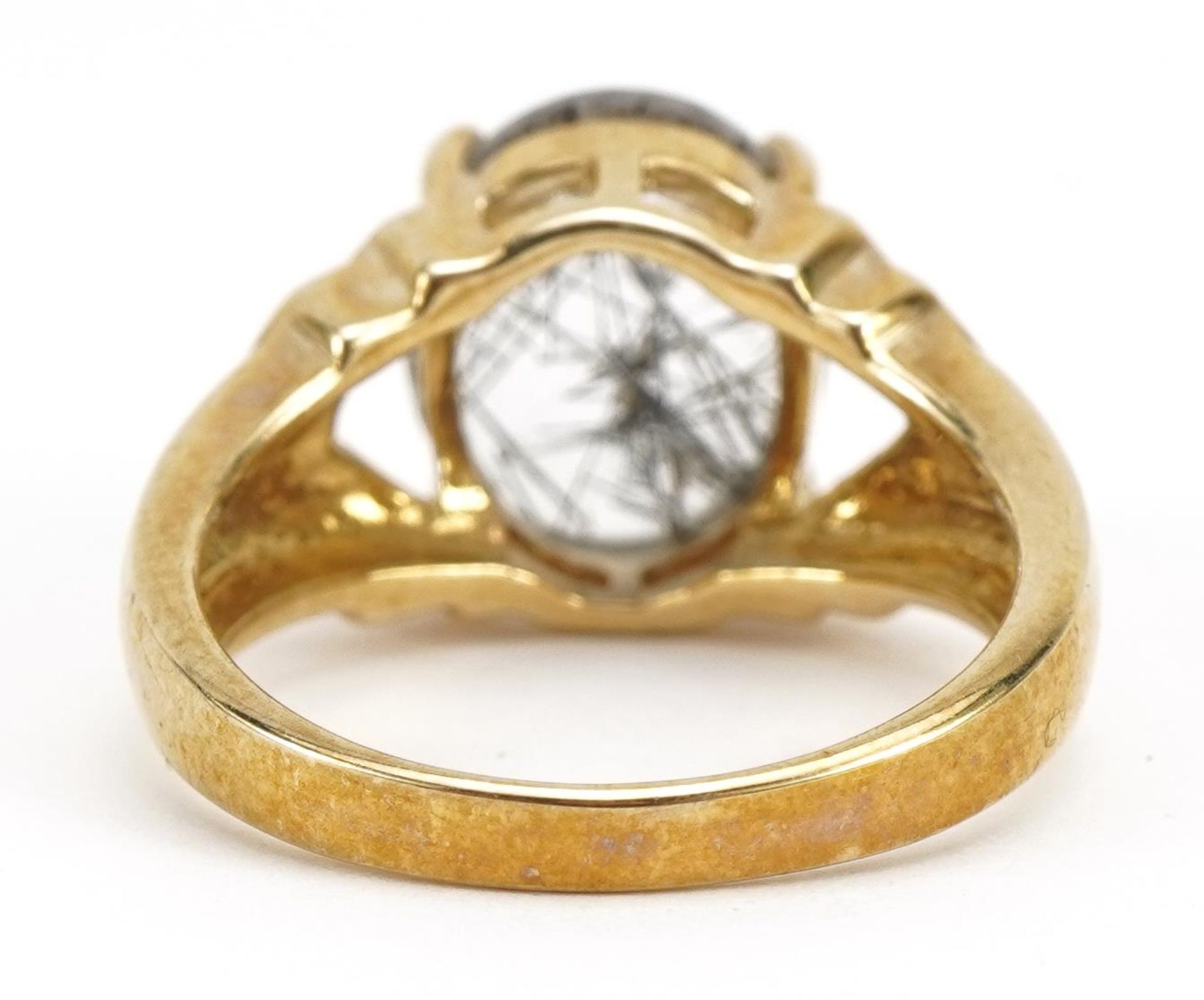9ct gold clear stone ring with stepped shoulders, the stone approximately 11.5mm x 9.9mm, size N, - Image 2 of 3