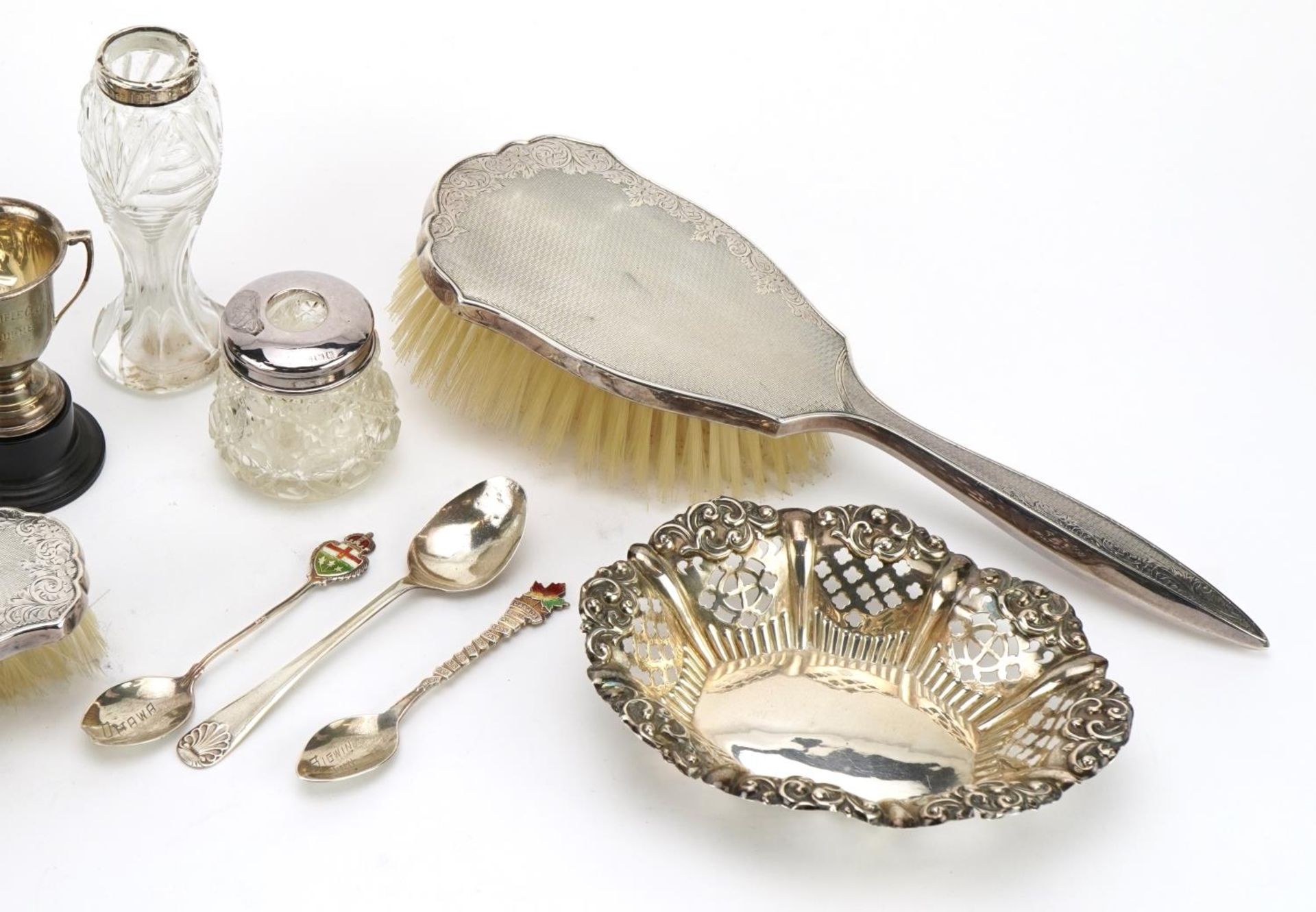 Silver items including a four piece dressing table set by W I Broadway & Co, miniature trophy with - Image 3 of 4