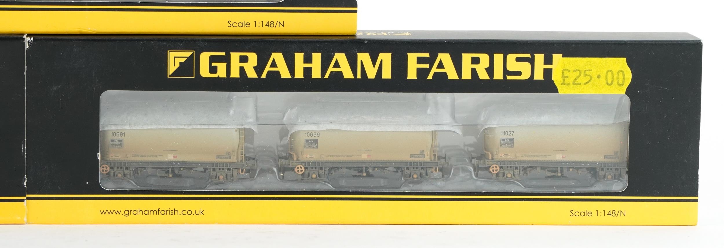 Three Graham Farish N gauge model railway wagon sets with cases, number 377-935 - Image 4 of 5